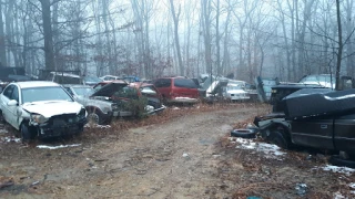 B & L Auto Salvage JunkYard in Pottstown (PA) - photo 2