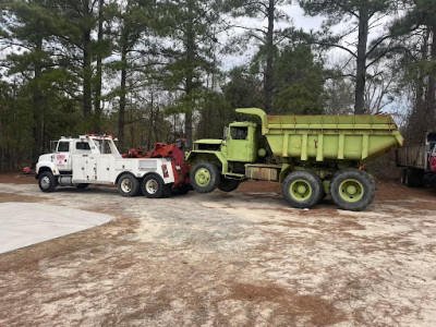 Truck and Trailer sales of York county JunkYard in Rock Hill (SC) - photo 3