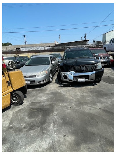 Naranjitos Junk Car JunkYard in Torrance (CA) - photo 4