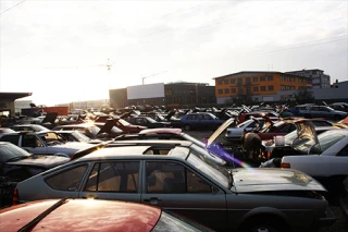 Naranjitos Junk Cars JunkYard in Torrance (CA) - photo 3