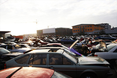 Naranjitos Junk Cars JunkYard in Torrance (CA) - photo 3