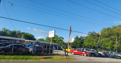 Wilson Auto Sales & Salvage JunkYard in Tampa (FL) - photo 2