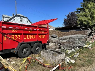 Humpty Dumpty junk removal JunkYard in Everett (WA) - photo 2