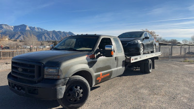 E&E Auto Recycle & Towing LLC JunkYard in Albuquerque (NM) - photo 1