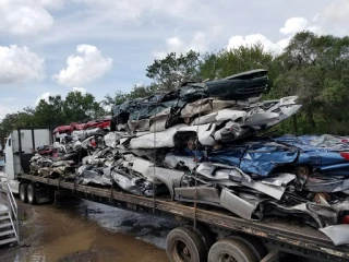 Solutions Auto Parts Corp JunkYard in Tampa (FL) - photo 3