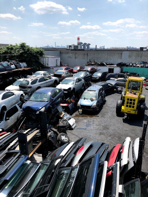 KVS Auto Wrecking & Repair Shop Corp. JunkYard in New York (NY) - photo 2