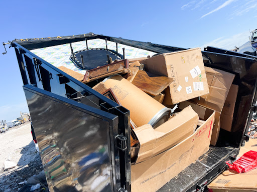 Junk Wizards JunkYard in Pembroke Pines (FL)