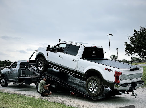 Fast Eddies Wrecker Service JunkYard in Fort Worth (TX)