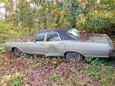 Old Blue Towing & Hauling JunkYard in Pottstown (PA) - photo 1