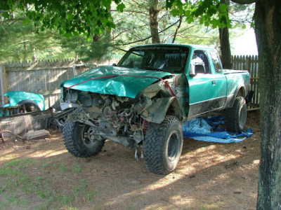 Old Blue Towing & Hauling JunkYard in Pottstown (PA) - photo 2