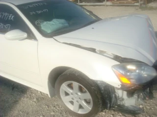 State Auto Salvage JunkYard in Miami Gardens (FL) - photo 3