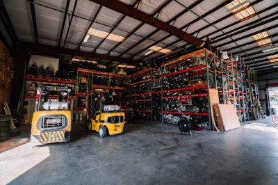 Sac City Auto Parts NISSAN & INFINITI JunkYard in Sacramento (CA) - photo 3