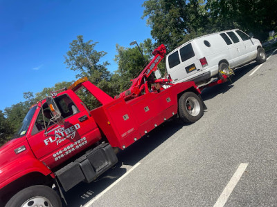 ACN Flatbed Towing and Recovery Corp JunkYard in New Haven (CT) - photo 1