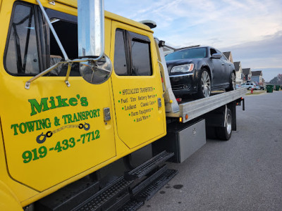 Mike's Towing & Transport JunkYard in Cary (NC) - photo 1