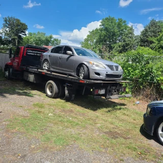 Pinachos Towing LLC JunkYard in Columbia (MD) - photo 3