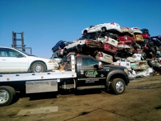 Cash for cars. No parts for sale. JunkYard in Brooklyn (NY) - photo 2