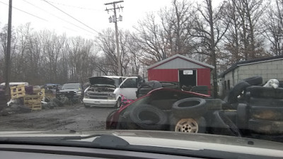 Bill Johnson's Auto Wrecking JunkYard in Columbus (OH) - photo 3