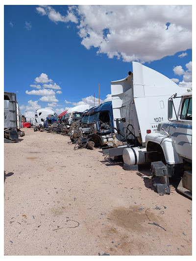 El Todo junk yard JunkYard in El Paso (TX) - photo 2