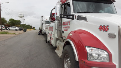 Orozco's Crane Towing & Recovery JunkYard in Laredo (TX) - photo 1