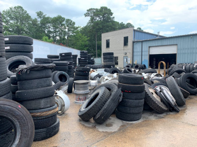 Interstate Auto & Truck Service Inc JunkYard in Cary (NC) - photo 3