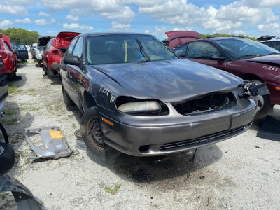 Vicking Junk Car JunkYard in The Villages (FL) - photo 2