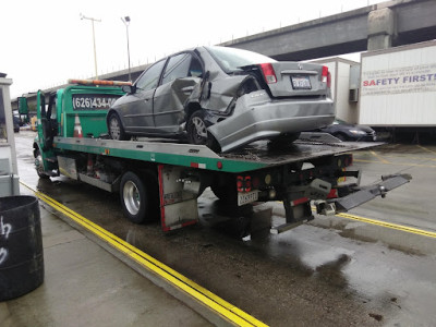 Cruz Towing Service - Tow Truck Service & Auto Towing Company La Puente CA JunkYard in Lancaster (CA) - photo 2