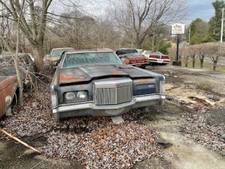 Jones Auto & Salvage JunkYard in Baltimore (MD) - photo 1