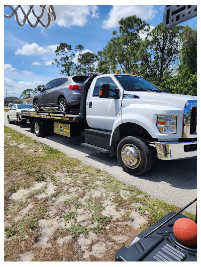 Eagle Auto Center - Cash For Junk Cars JunkYard in Lehigh Acres (FL) - photo 3