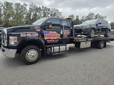 Express Towing & Recovery JunkYard in Winter Haven (FL) - photo 1