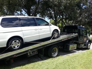 Express Towing & Recovery JunkYard in Winter Haven (FL) - photo 2