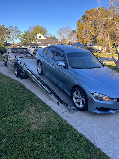 Stan's Pro Tows of Florida JunkYard in Winter Haven (FL)