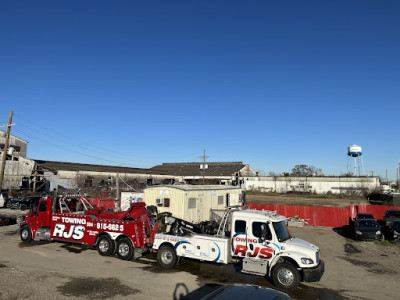 RJS Towing JunkYard in New Orleans (LA) - photo 2