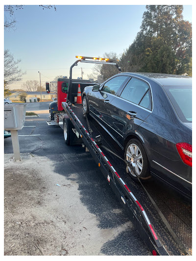 Tow Time Towing Service JunkYard in Spartanburg (SC) - photo 2