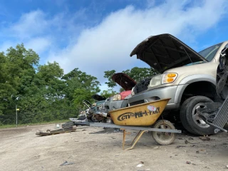 Fenix U-Pull - Junk Car Buyer - CTV