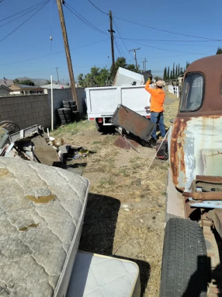 AAA Recycling JunkYard in Jurupa Valley (CA) - photo 3