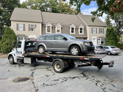 Bates Towing & Junk Car Removal JunkYard in Brockton (MA) - photo 1