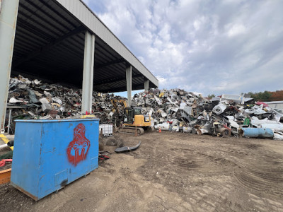 Atlantic Metal Recycling JunkYard in Brockton (MA) - photo 3