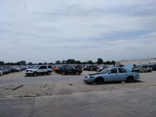 LKQ Kennedale JunkYard in Arlington (TX) - photo 4