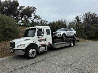 Dean Martin Towing + Recovery - photo 1