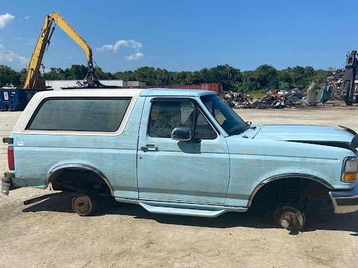 Mims Pick & Pay Recycle Center JunkYard in Palm Bay (FL)