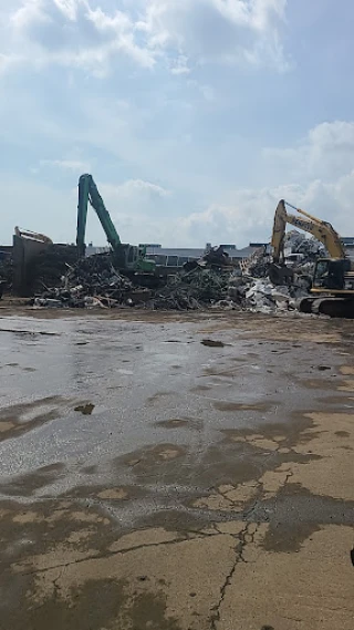 Turner Inc JunkYard in Lynn (MA) - photo 3