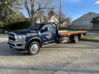 Wise Towing & Salvage Inc. JunkYard in Akron (OH) - photo 2