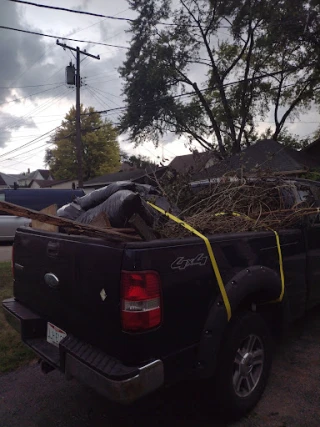 B's Junker Hauling and Junk Removal JunkYard in Dayton (OH) - photo 2