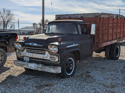 Barnes Auto Salvage JunkYard in Columbia (MO) - photo 1