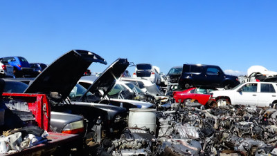 1st Choice Auto Parts #2 JunkYard in Phoenix (AZ) - photo 4