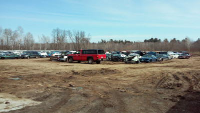 Close Call Auto Salvage (Formerly Isanti Auto Parts) JunkYard in St. Paul (MN) - photo 3