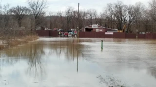 Baker's Auto Salvage JunkYard in Louisville (KY) - photo 3