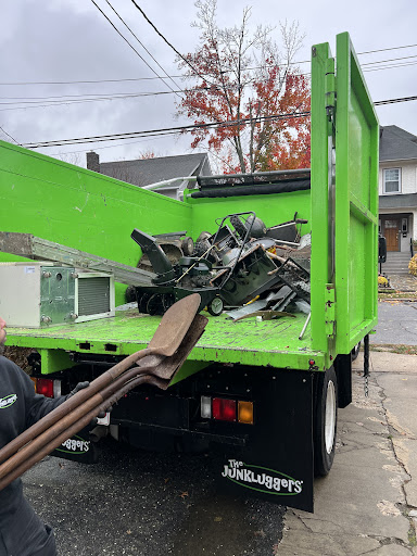 The Junkluggers of Fairfield & Westchester Counties JunkYard in Stamford (CT)