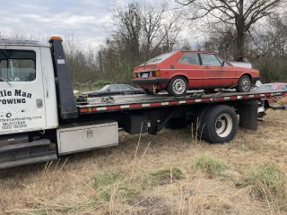 Little Man Towing & Recovery Arlington Virginia JunkYard in Arlington (VA) - photo 2