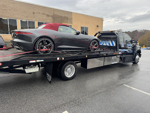 Bobbys Towing & Recovery JunkYard in Greensboro (NC)